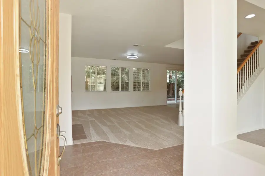 9363 Vintner Circle, Patterson, CA 95363 - Image #3