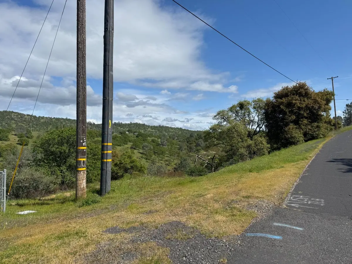 679 Zarzamora, La Grange, CA 95329 - Image #1