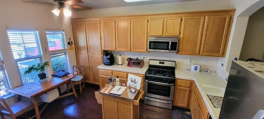 2781 Lindbergh Lane, Lincoln, CA 95648 - Image #2