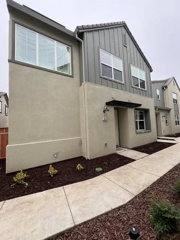 2610 Night Bloom Way, Lathrop, CA 95330