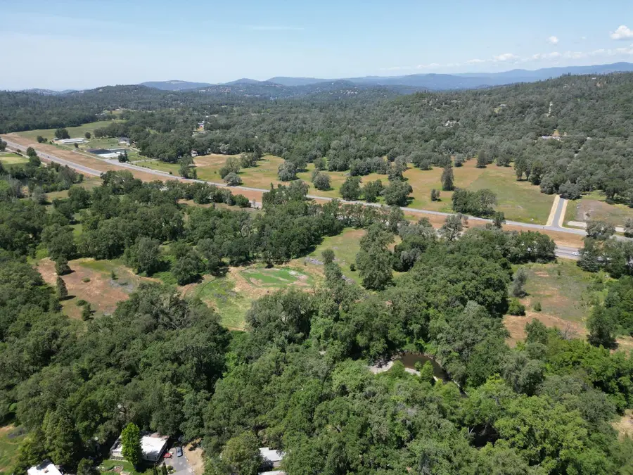 17238 Carrie Ann Lane, Penn Valley, CA 95946 - Image #3