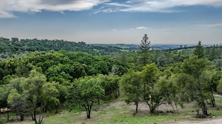 13477 Heritage Oaks Drive, Sutter Creek, CA 95685 - Image #3