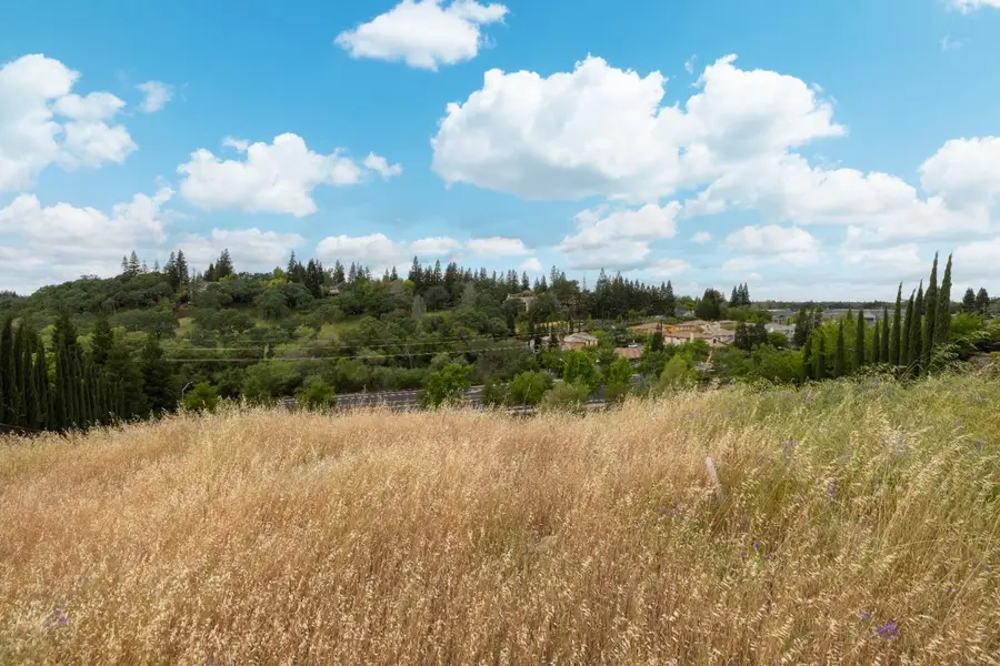 621 Landrise Court, Folsom, CA 95630 - Image #2