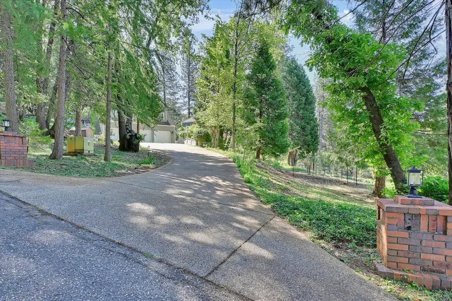 14833 Quail Pointe Lane, Grass Valley, CA 95945 - Image #3