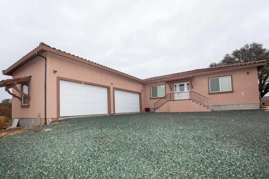 21271 Latrobe Road, Plymouth, CA 95669 - Image #2