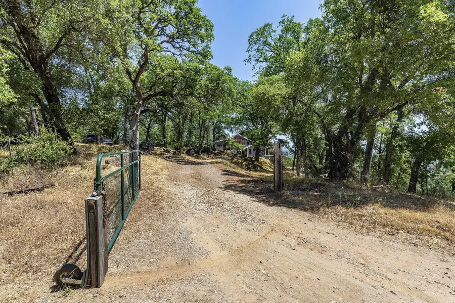 2261 Sand Ridge Road, El Dorado, CA 95623 - Image #2