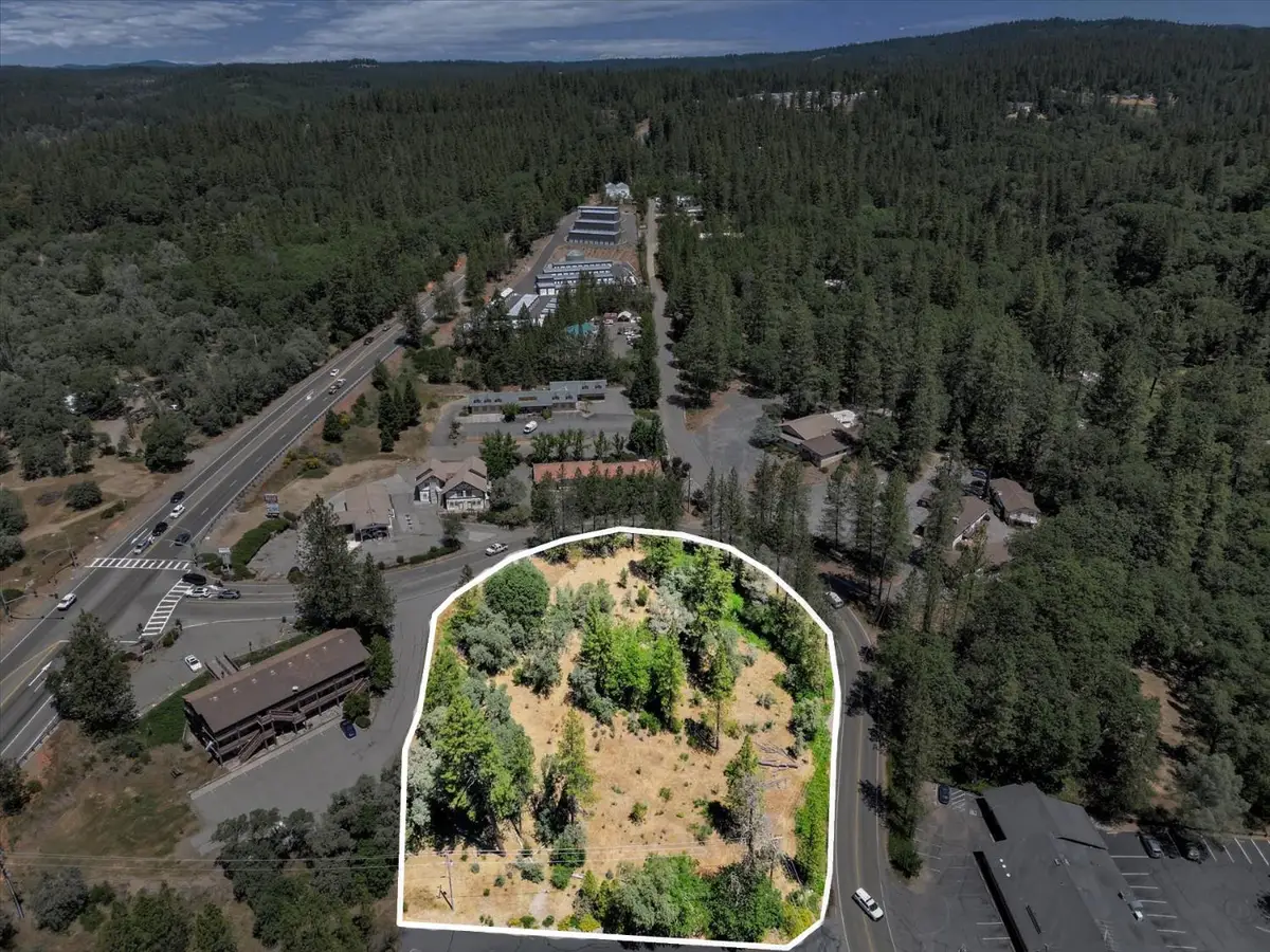 10061 Alta Sierra Drive, Grass Valley, CA 95949 - Image #1