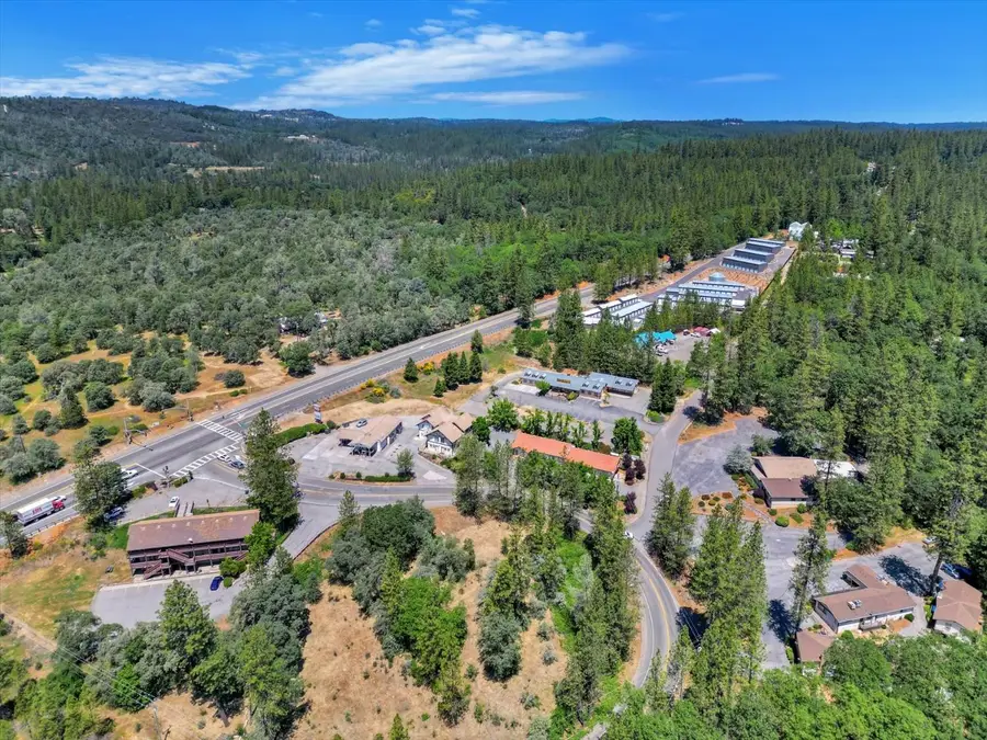 10061 Alta Sierra Drive, Grass Valley, CA 95949 - Image #3