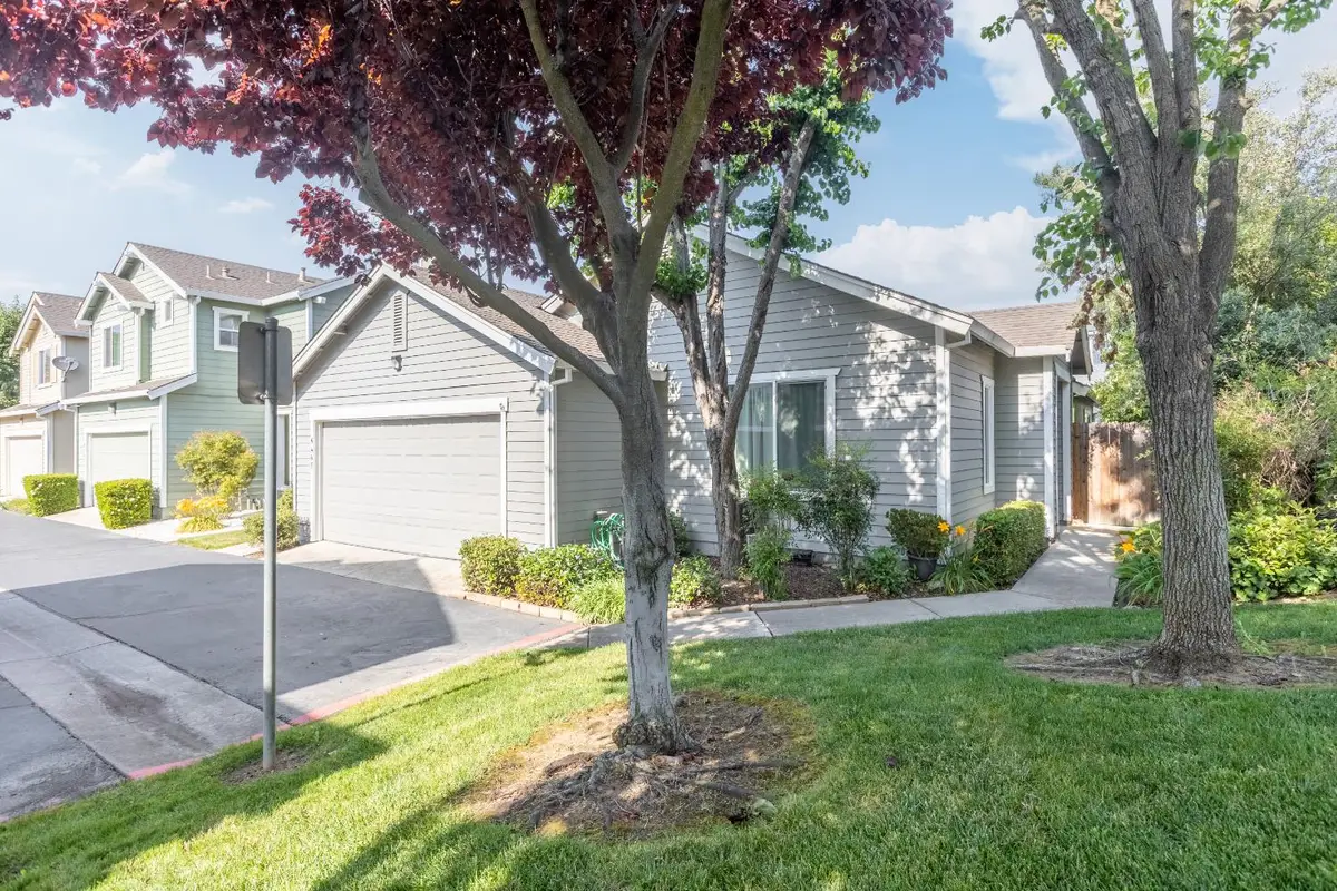 6465 Laguna Mirage Lane, Elk Grove, CA 95758 - Image #1
