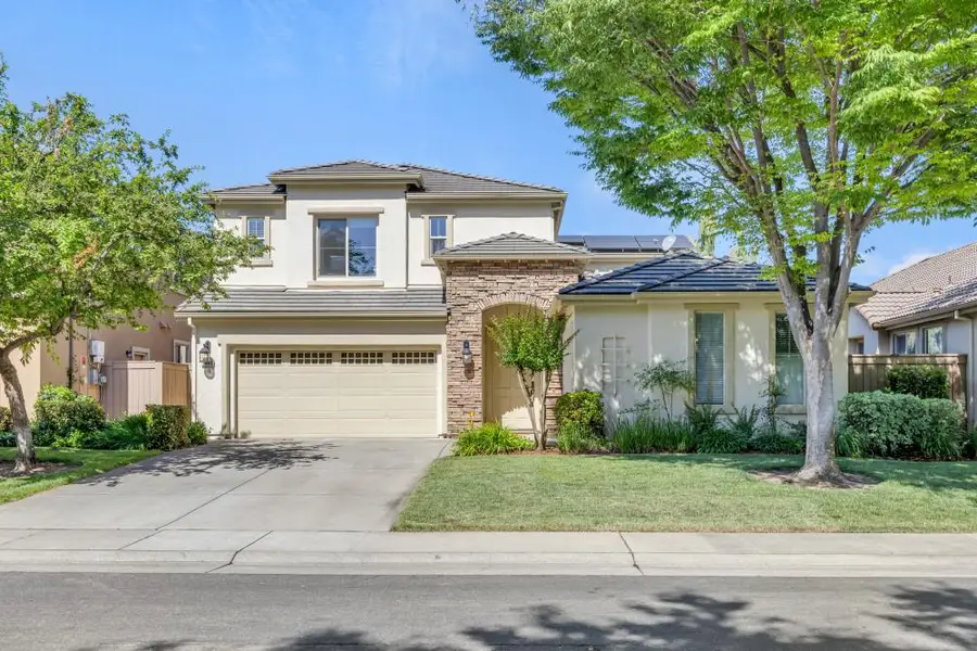 1046 Smith Way, Folsom, CA 95630 - Image #3