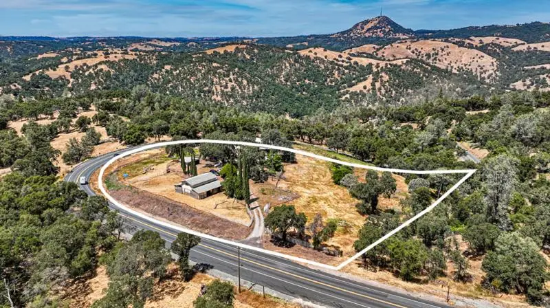9574 Highway 49, Mokelumne Hill, CA 95245 - Image #3
