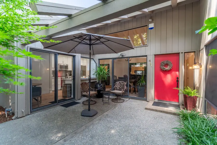 411 Dunbarton Circle, Sacramento, CA 95825 - Image #3