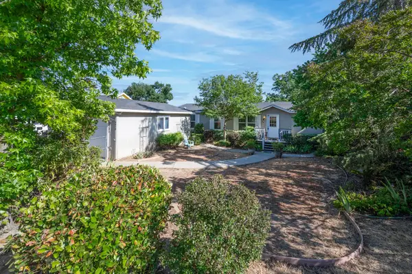 4010 Lakeview Drive, Ione, CA 95640