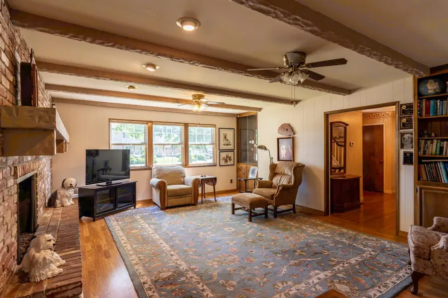 206 Los Robles, Woodland, CA 95695 - Image #2