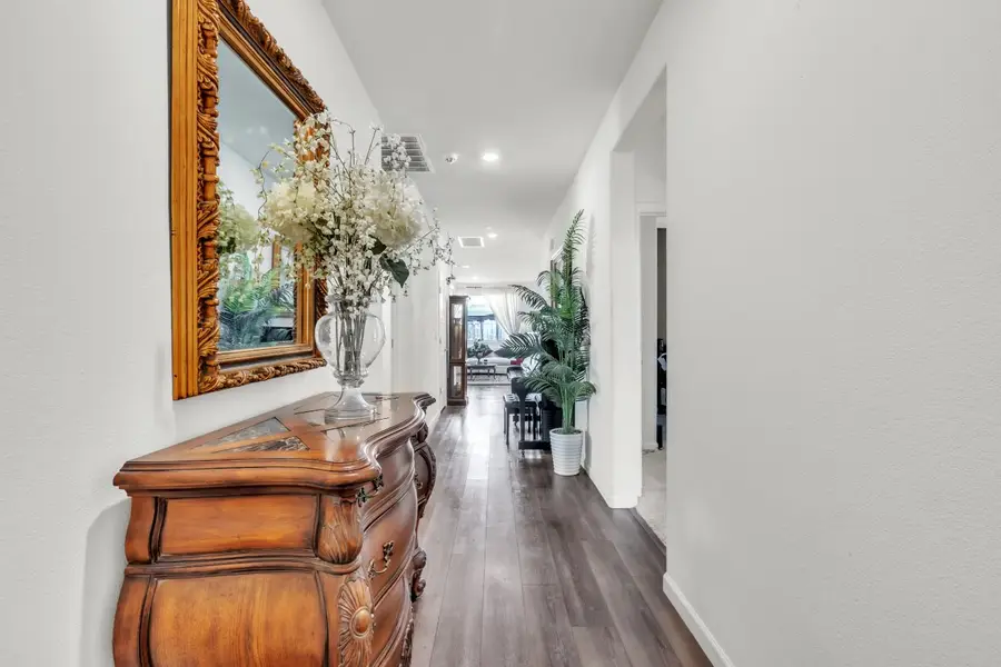 5160 Huckleberry Way, Roseville, CA 95747 - Image #3