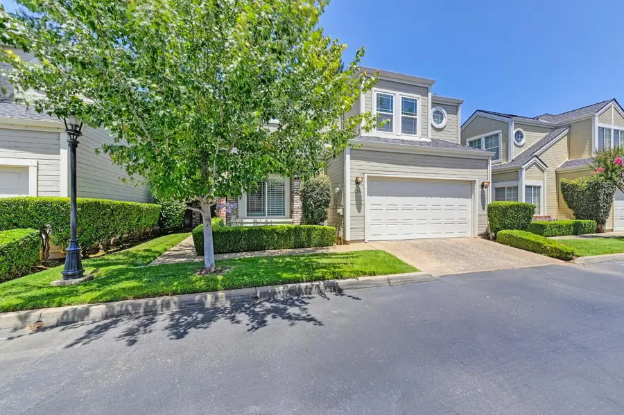 136 River Chase Circle, Sacramento, CA 95864 - Image #2