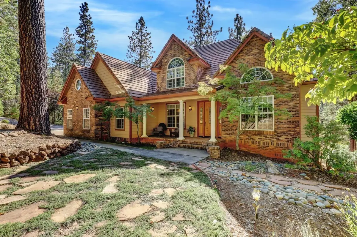 11722 Logans Run Court, Grass Valley, CA 95945 - Image #1