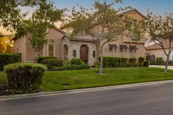 5240 Monteverde Lane, Lincoln, CA 95648