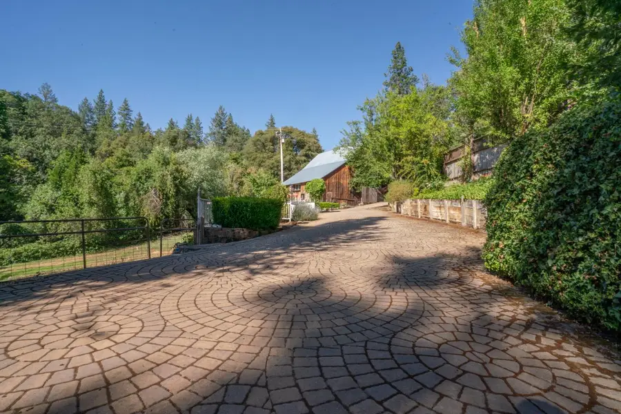 5260 Mckeon Ponderosa Way, Foresthill, CA 95631 - Image #2