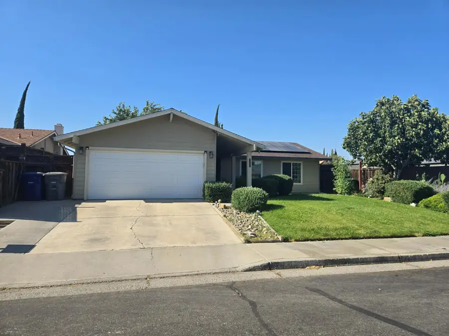 1364 Dove Street, Los Banos, CA 93635 - Image #2