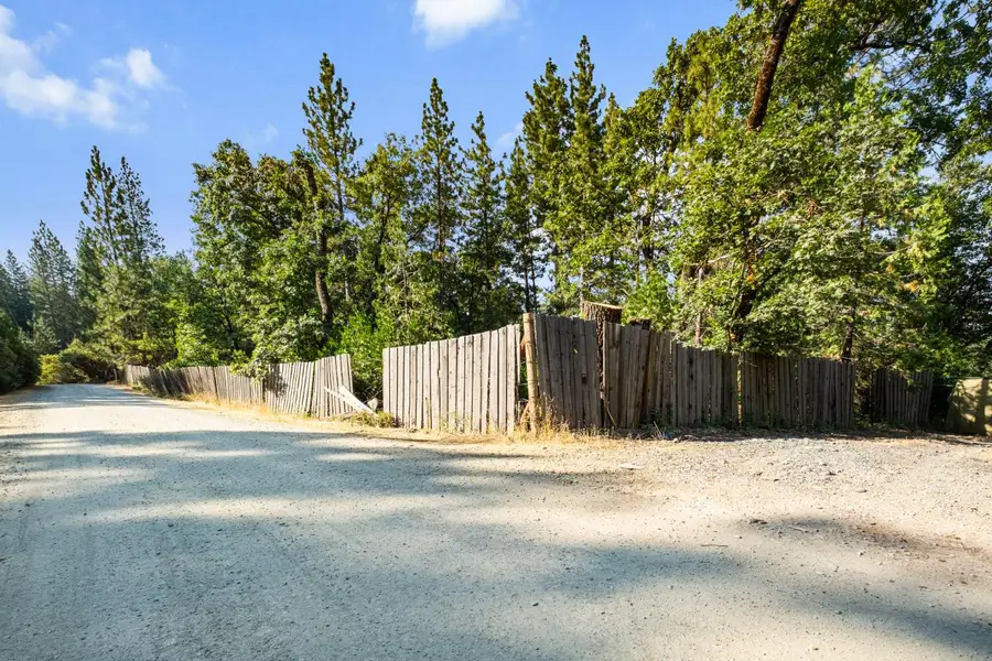 4970 Diggins Trl, Somerset, CA 95684 - Image #3
