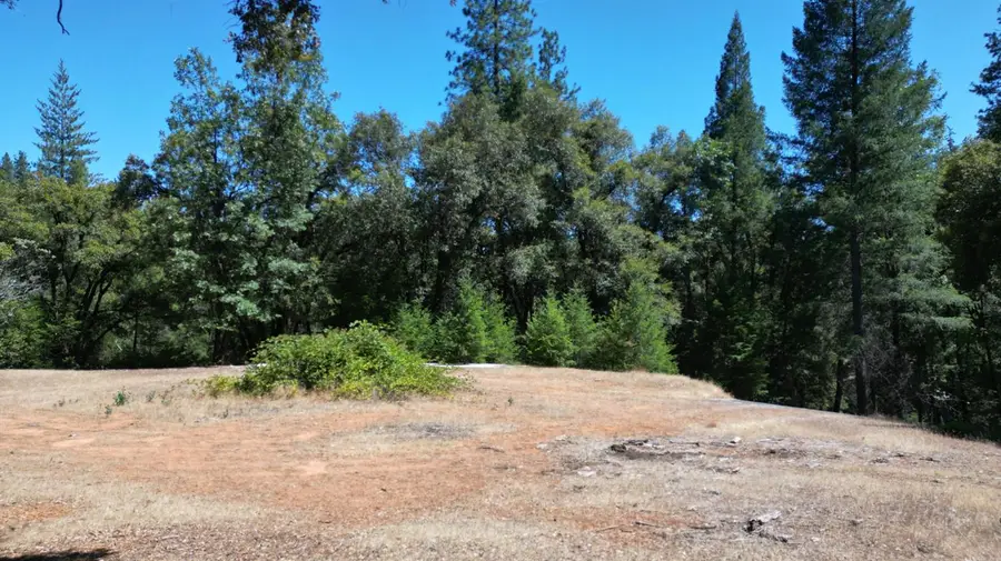 12258 Pine Cone Circle, Grass Valley, CA 95945 - Image #2