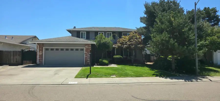 2457 Rockingham Circle, Lodi, CA 95242 - Image #2