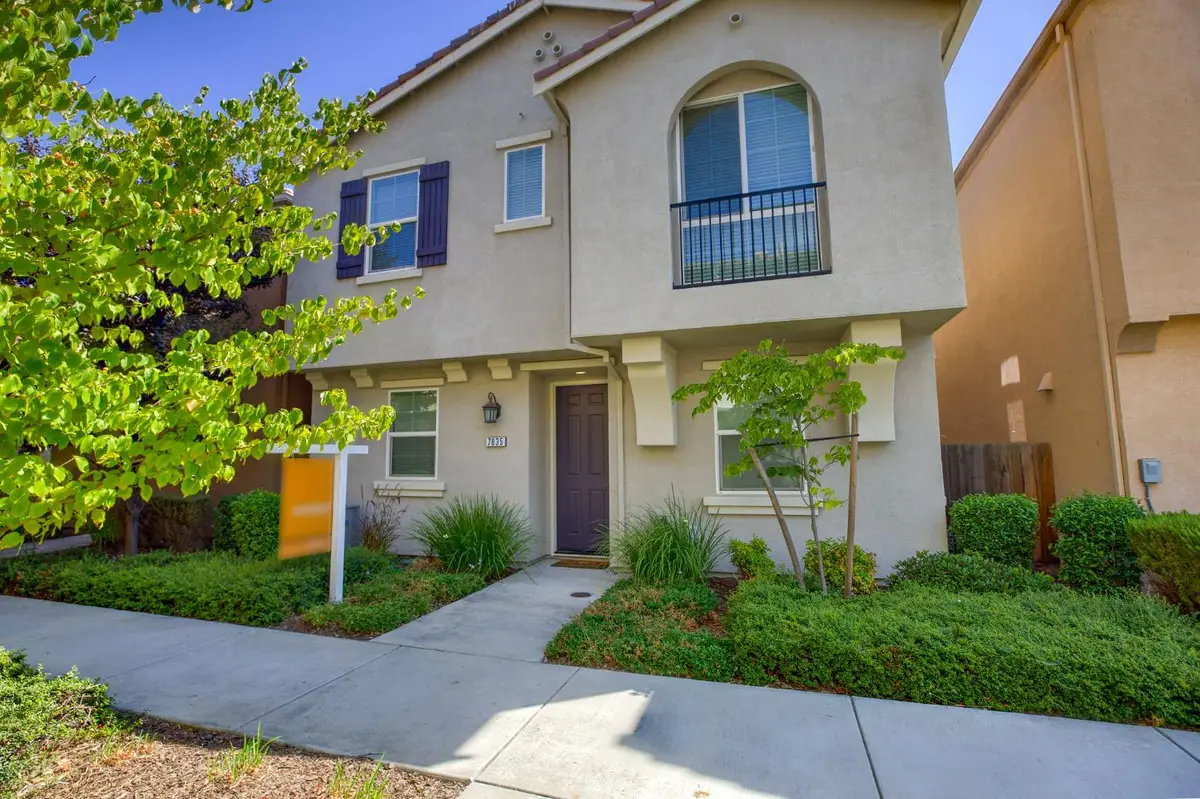 7835 Zaragoza Walk, Sacramento, CA 95823 - Image #1