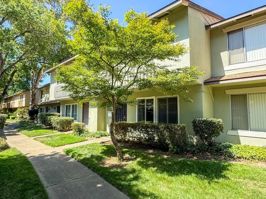8828 La Riviera Drive #C, Sacramento, CA 95826 - Image #2