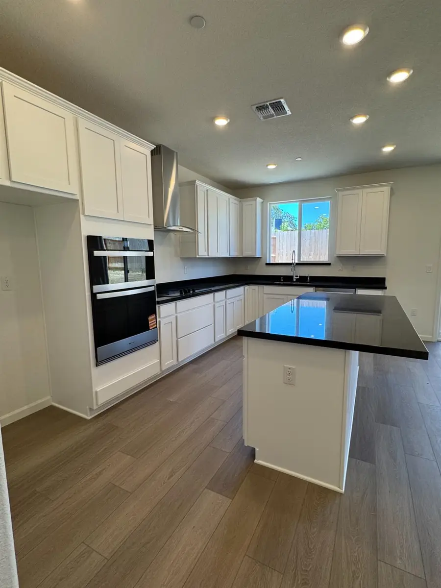 3457 Misty Lake Drive, Antelope, CA 95843 - Image #3