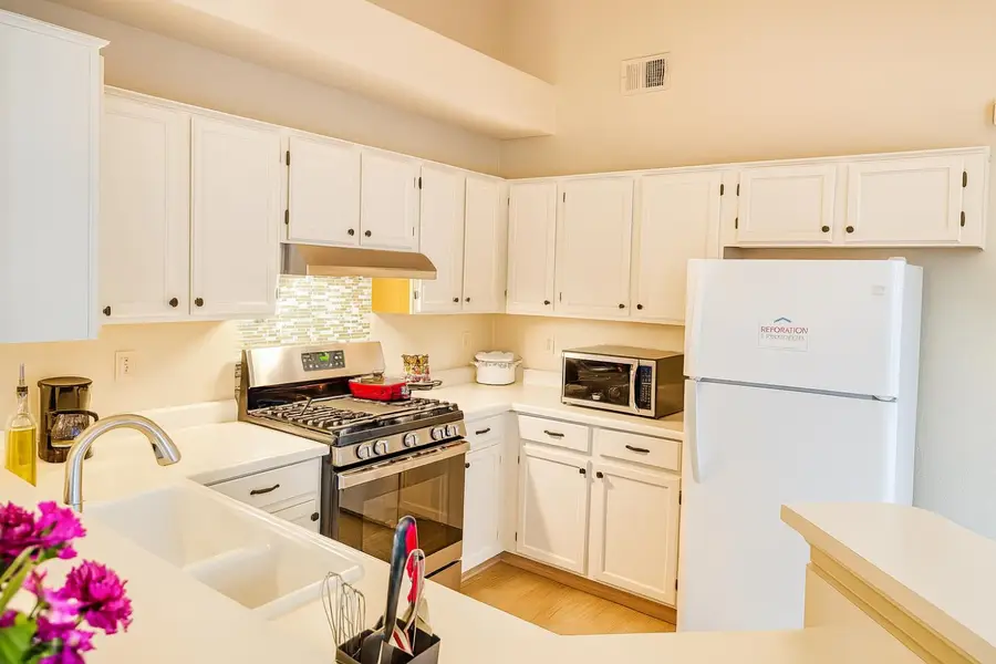 541 Samuel Way, Sacramento, CA 95838 - Image #3