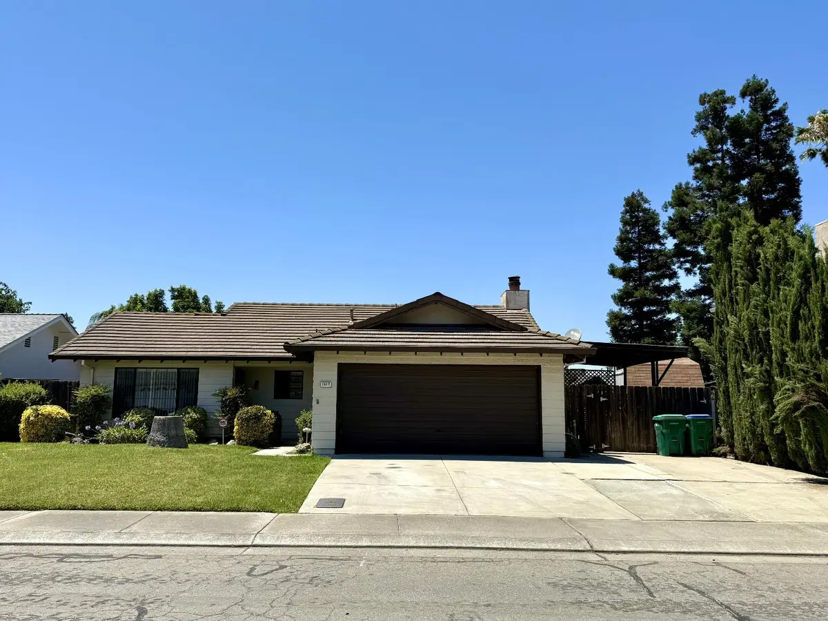 1517 Burgundy, Lodi, CA 95242 - Image #1