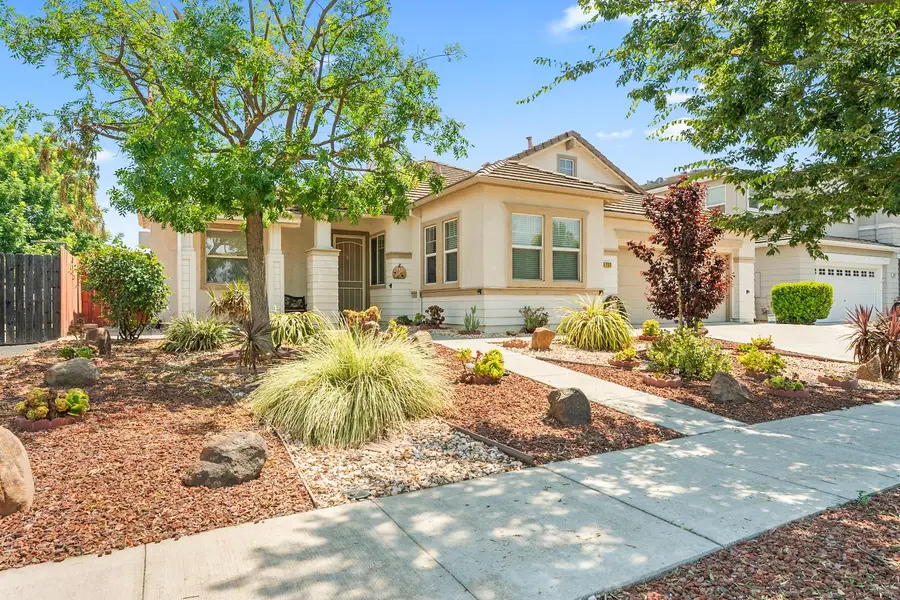 737 Farnham Avenue, Woodland, CA 95776 - Image #2