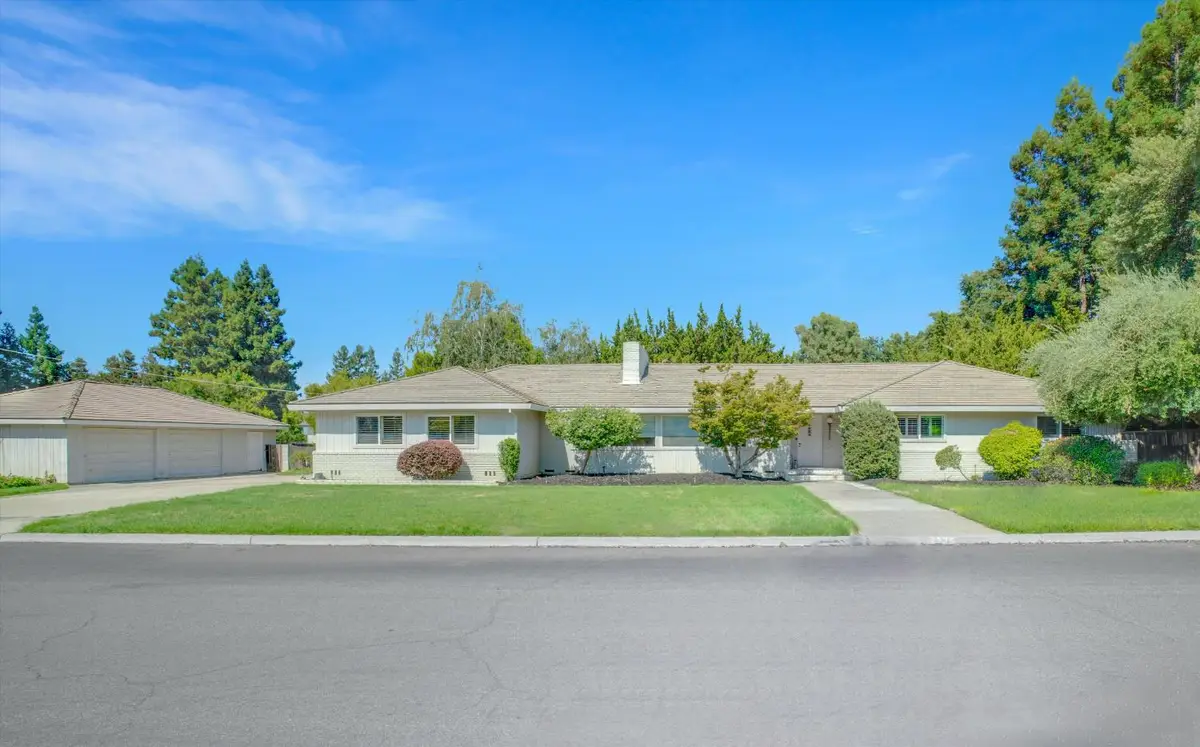 7025 Hillcrest Drive, Modesto, CA 95356 - Image #1