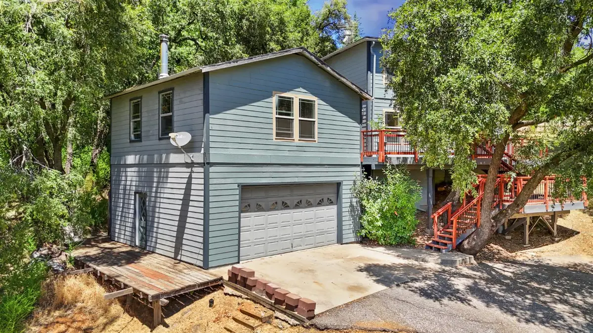 90 Tall Pines Court, Applegate, CA 95703 - Image #1