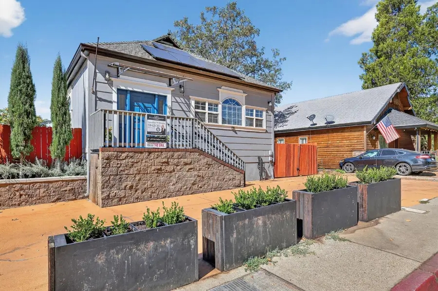 309 S Auburn Street, Colfax, CA 95713 - Image #2