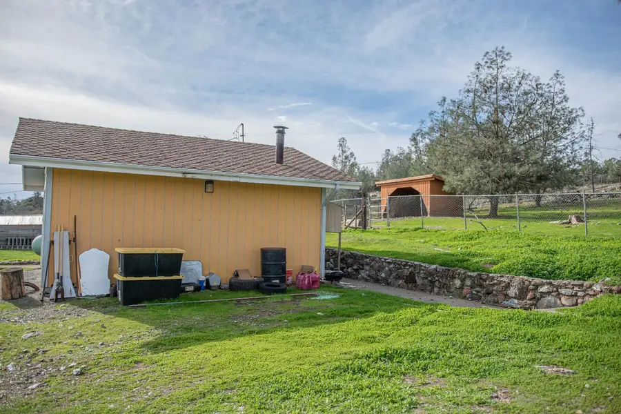 5688 Mount Murphy Road, Garden Valley, CA 95633 - Image #3