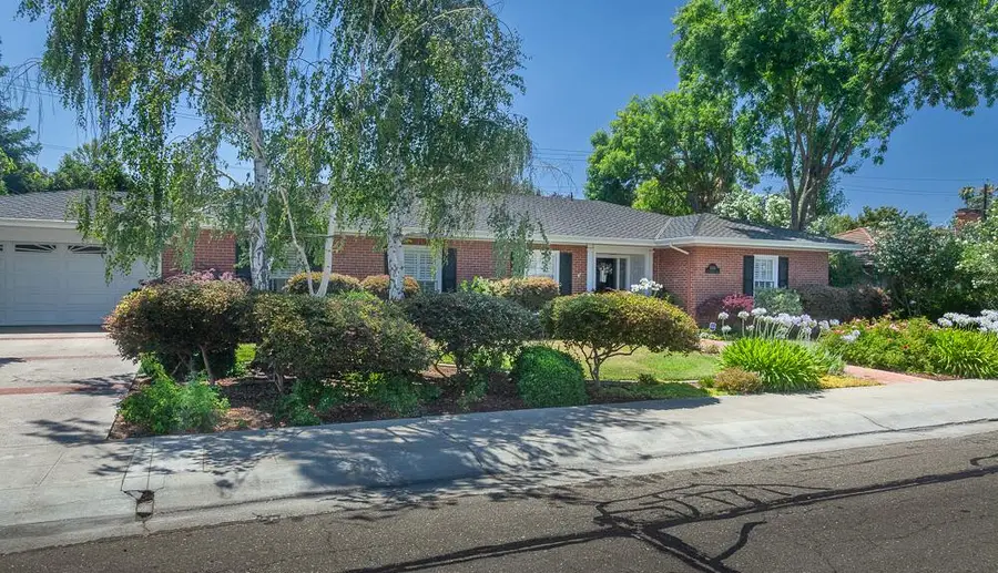 1060 W Monterey Avenue, Stockton, CA 95204 - Image #3