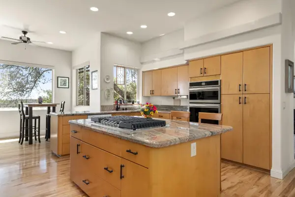 1475 Shadow Mountain Court, Auburn, CA 95602