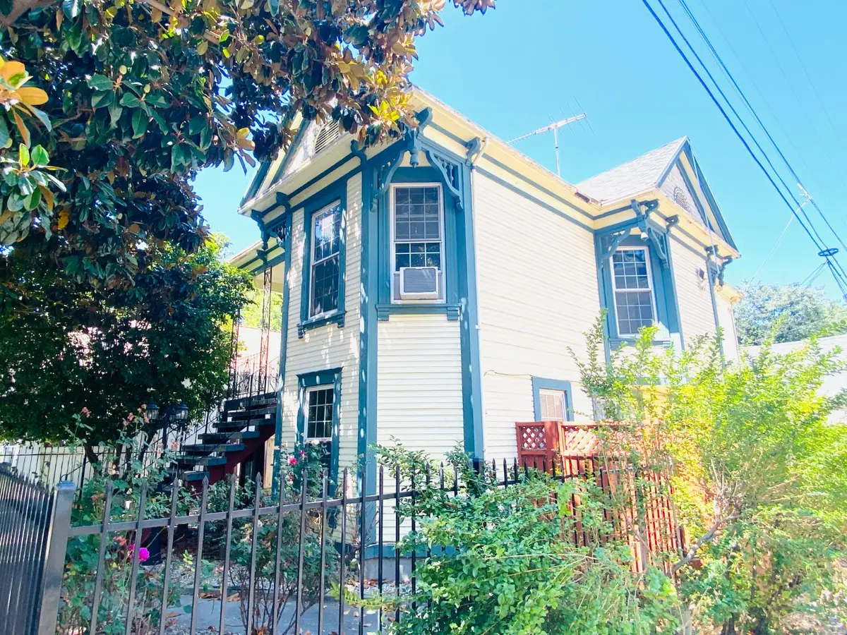 2016 9th Street, Sacramento, CA 95818 - #1