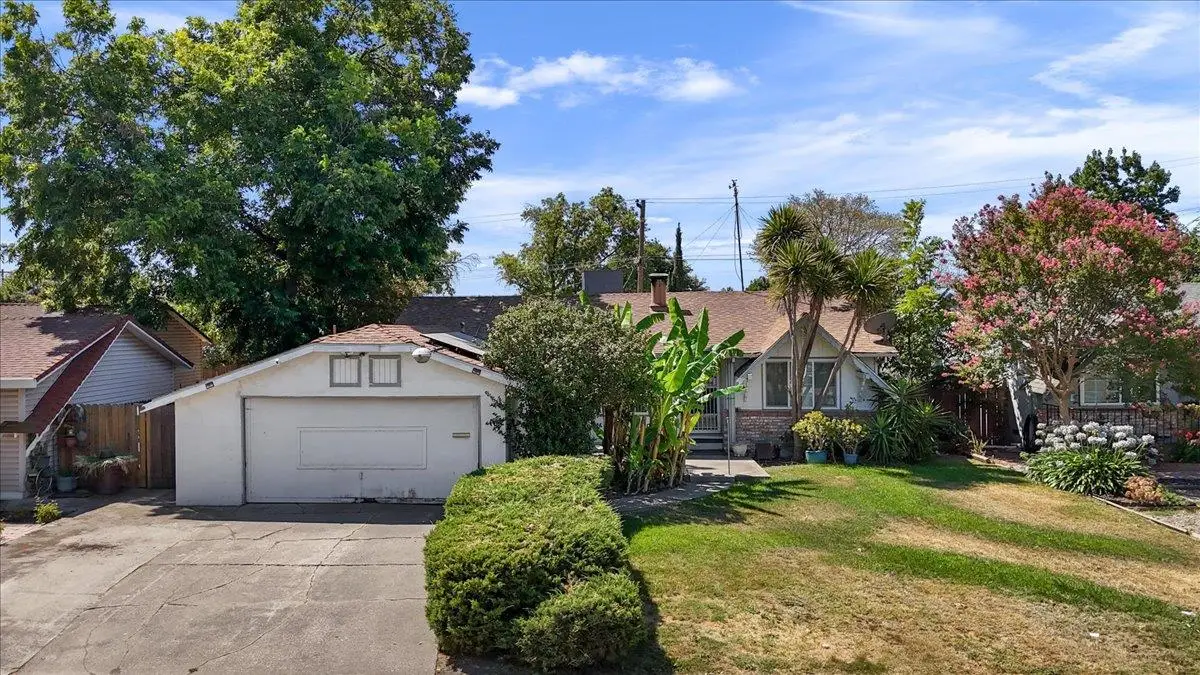 806 E Longview Avenue, Stockton, CA 95207 - Image #1