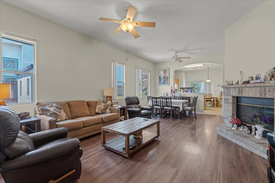 256 Warm Springs Drive, Roseville, CA 95678 - Image #3