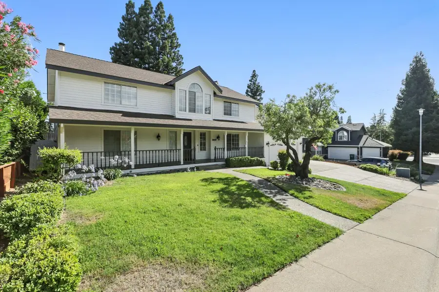 6147 Kenneth Oak Way, Fair Oaks, CA 95628 - Image #3
