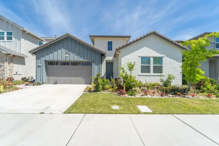2273 Blue Heron Drive, Lathrop, CA 95330 - Image #2