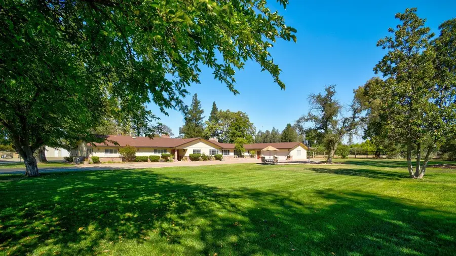 8720 Tavernor Road, Wilton, CA 95693 - Image #2