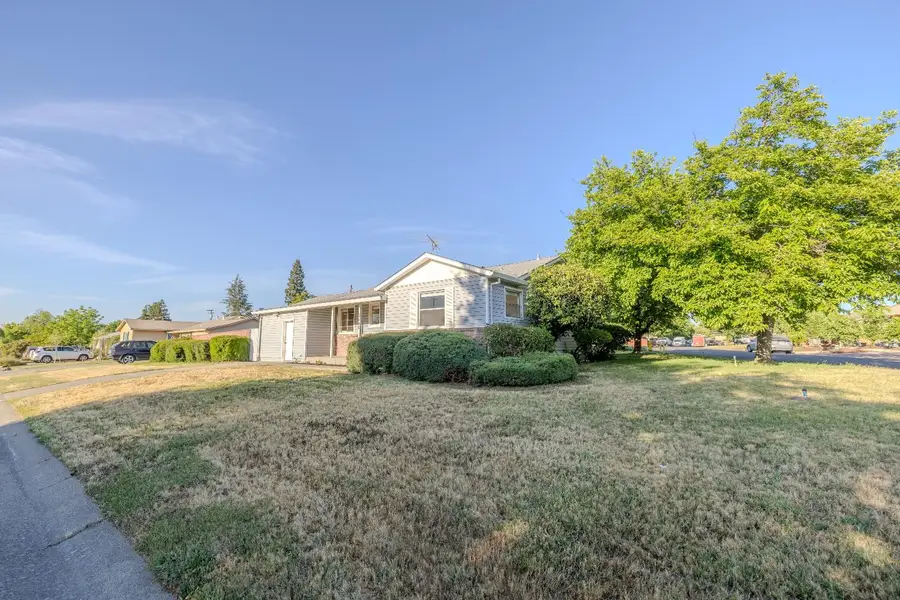 2845 Berkshire Way, Sacramento, CA 95864 - Image #2