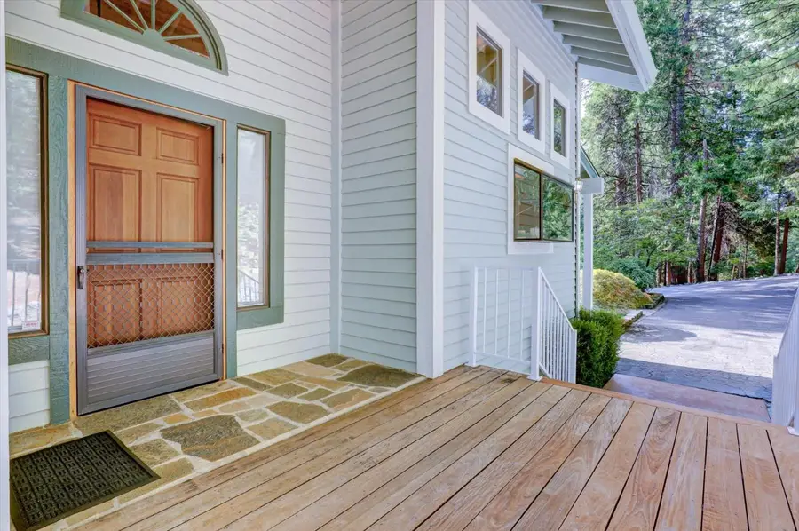 14173 Tahoe View Drive, Grass Valley, CA 95945 - Image #3