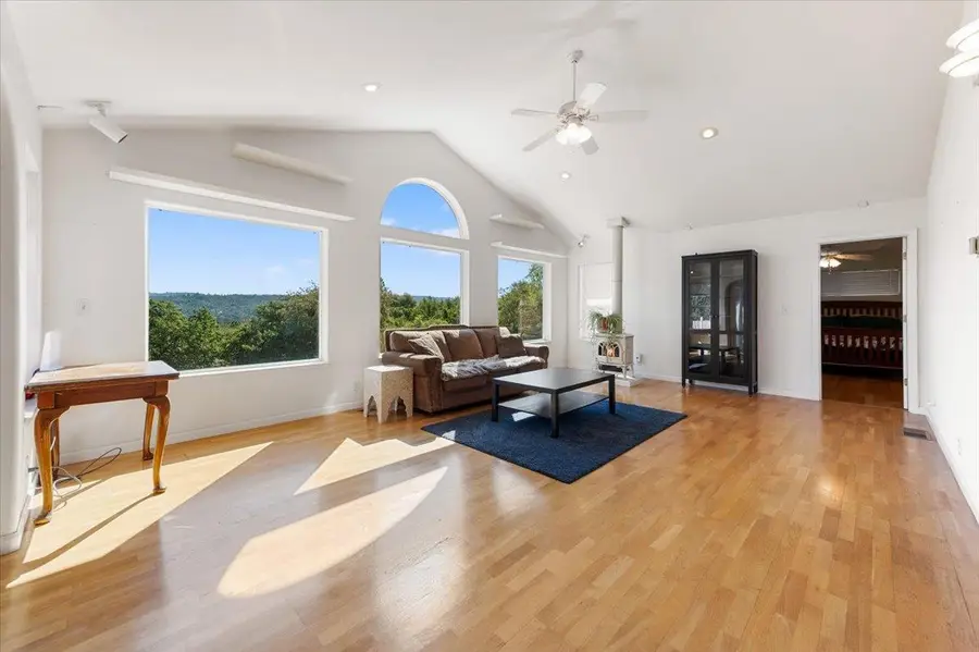 19100 W Ridge Drive, Penn Valley, CA 95946 - Image #3