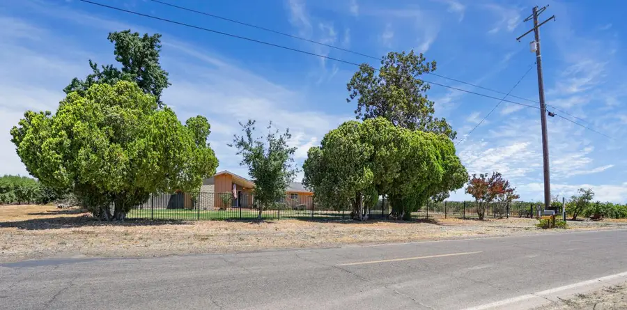 8275 E Orchard Road, Acampo, CA 95220 - Image #3