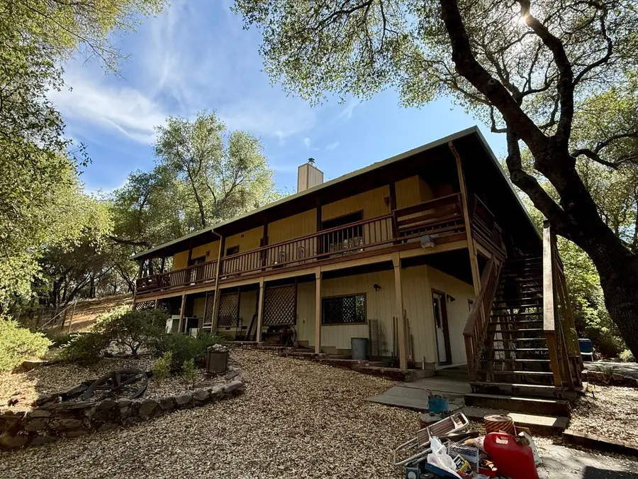 1877 Finnegan, Angels Camp, CA 95222 - Image #2